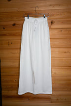 White Lulu Mac Sweatpants - Liv & Mama’s