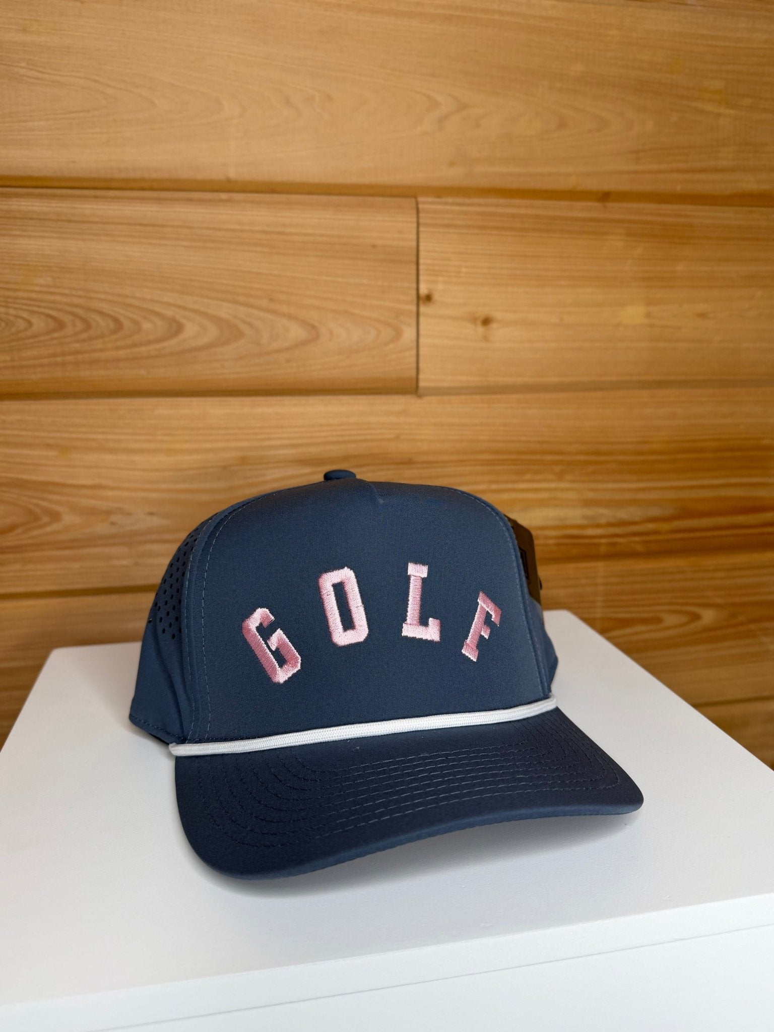 GOLF Trucker Hat - Liv & Mama’s