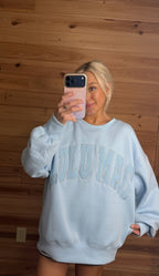 Light Blue Lulu Mac Sweatshirt - Liv & Mama’s