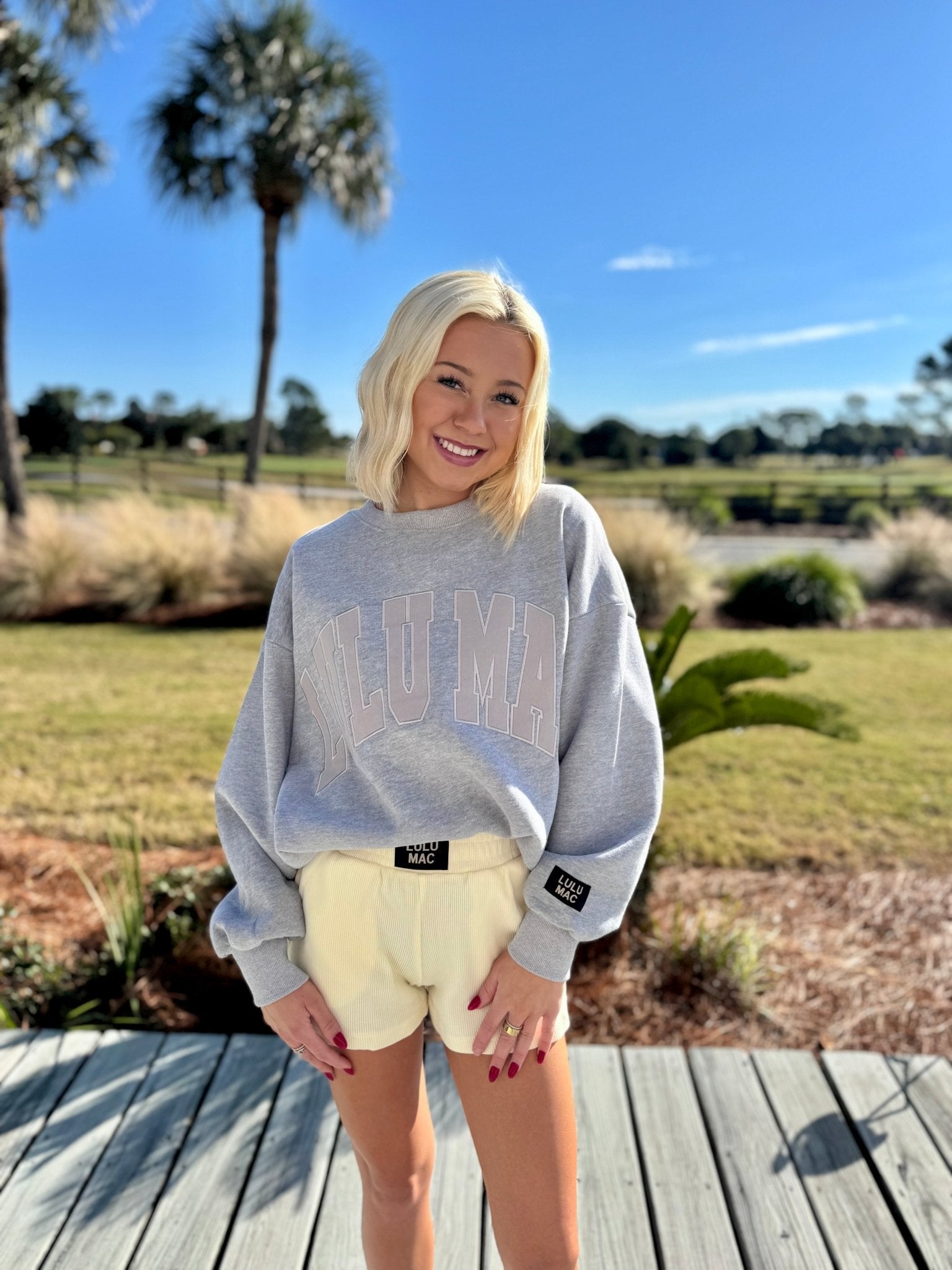 Light Grey Lulu Mac Sweatshirt - Liv & Mama’s